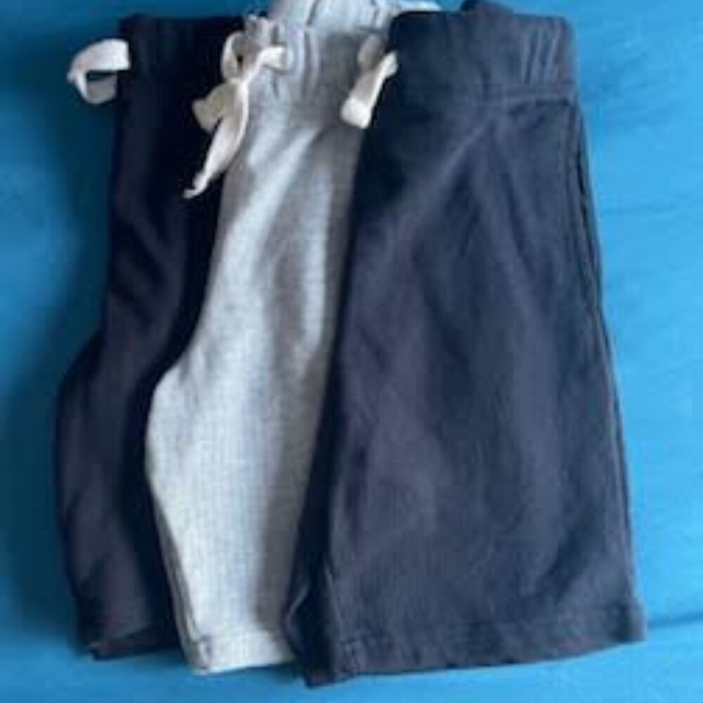 The Children’s Place Boys French Terry Casual Shorts – 3-Pack Black, Gray, Blue